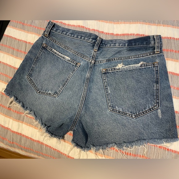 Abercrombie & Fitch- CURVE LOVE Denim Shorts - Picture 3 of 4